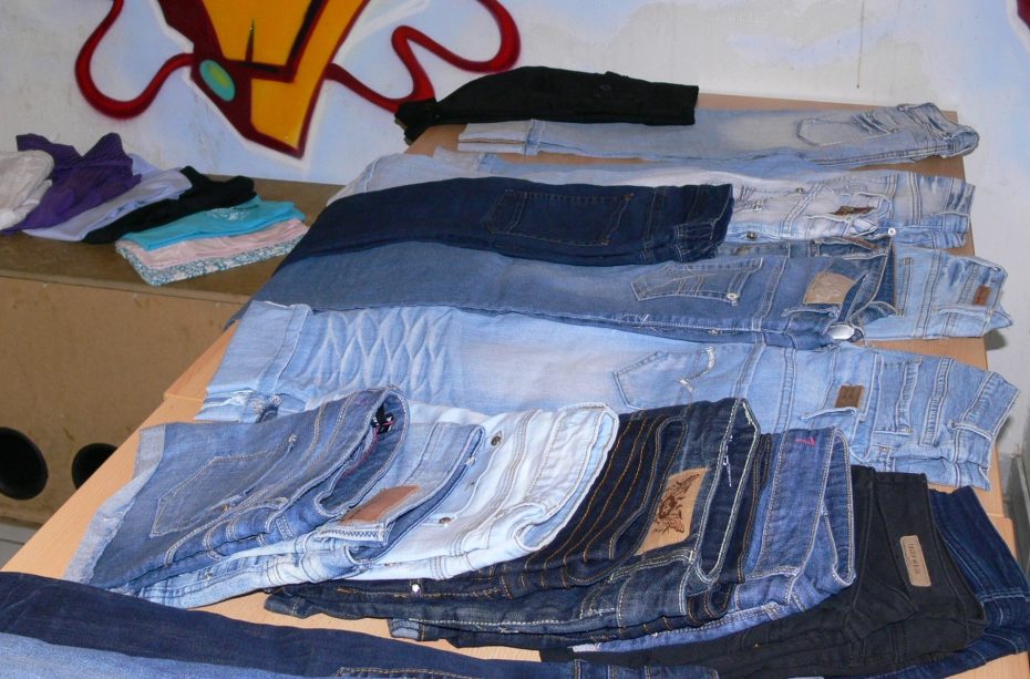 2024_Kleidertausch_Jeans.jpg.jpg